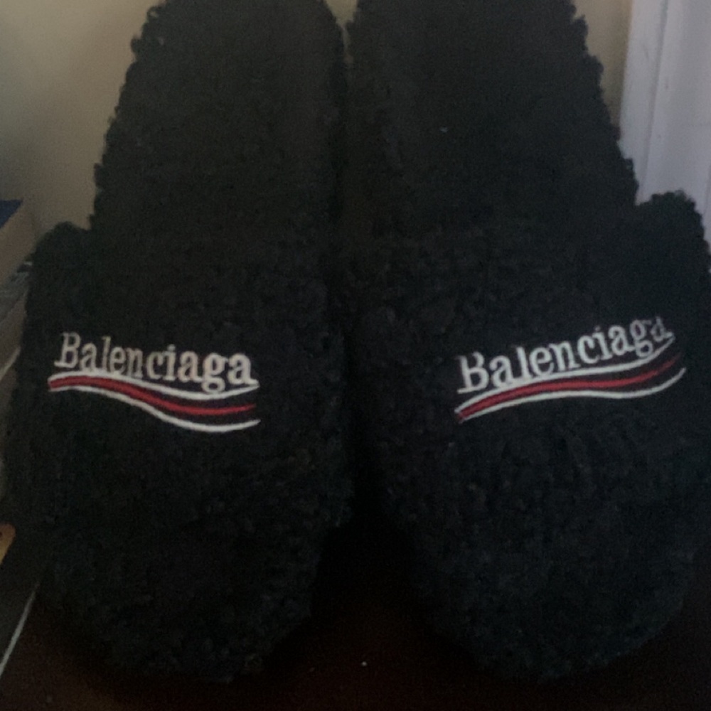 Balenciaga slides